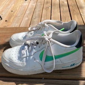 Lime Nike logo Air Force 1s, no longer my style. Womens 6 (childrens 4.5).